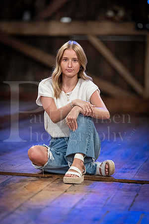 Marley Flynn Senior Images 8-11-2024-0527