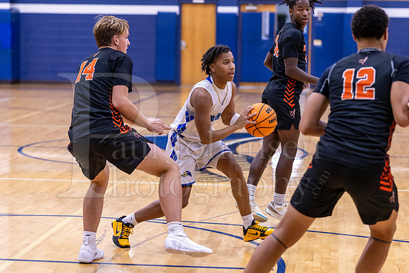 Rockford Christian Boys Varsity Basketball vs Winnebago 11-25-2024-0137