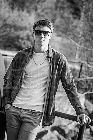 Nolan Brauns Senior Images 5-4-2022-0125-2