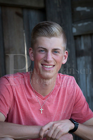 Bramdon Ancona  Senior Images 4-17-2016-0169