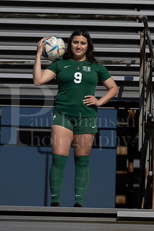 Boylan Varsity Girls Soccer Team and Senior Shoot 4-25-2024-0225