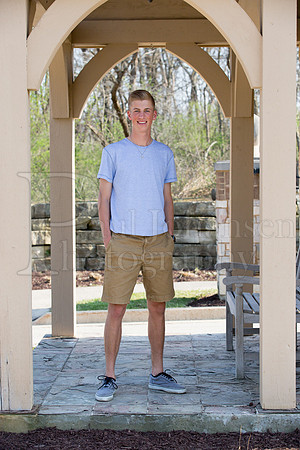 Bramdon Ancona  Senior Images 4-17-2016-0111