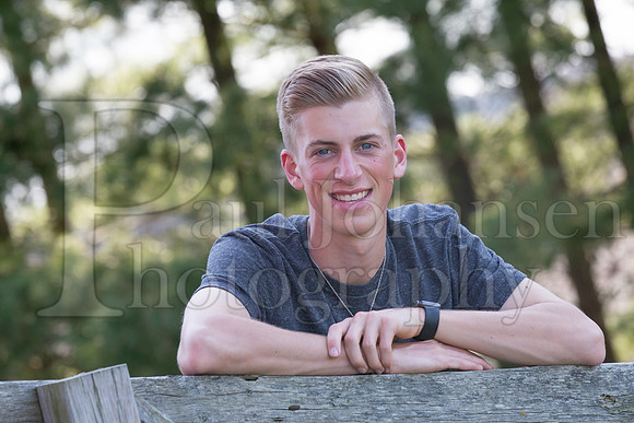Bramdon Ancona  Senior Images 4-17-2016-0128