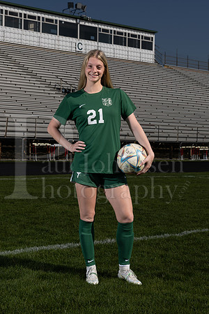 Boylan Varsity Girls Soccer Team and Senior Shoot 4-25-2024-0126