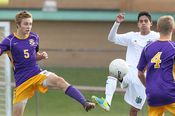 Boylan Varsity Boys Soccer vs Hononegah Regional Final 10-26-2013-4869