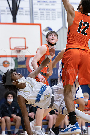RC Boys Varsity Basketball vs Winnebago 1-29-2022-0192