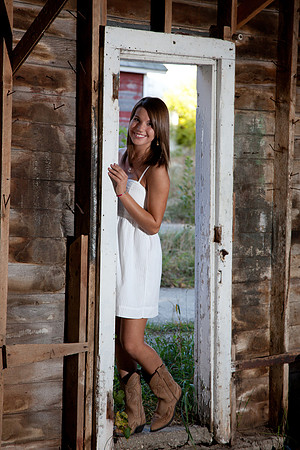 Lindsay Melling Senior Images-0457