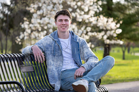 Nolan Brauns Senior Images 5-4-2022-0273