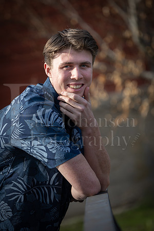 Nolan Brauns Senior Images 5-4-2022-0088