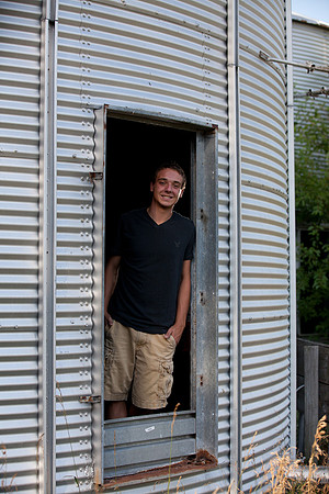 Mike Lundeen Senior Images-4950