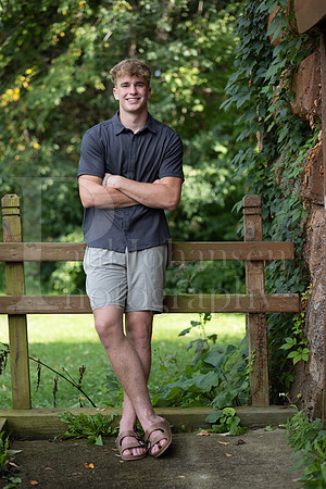 Jack Kerno Senior Images 9-18-2022-0038