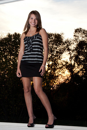 Lindsay Melling Senior Images-0607