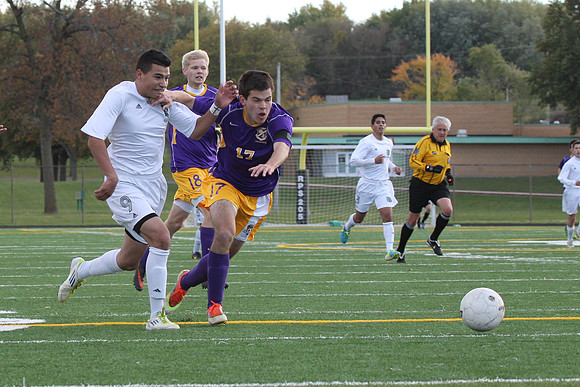 Boylan Varsity Boys Soccer vs Hononegah Regional Final 10-26-2013-4920