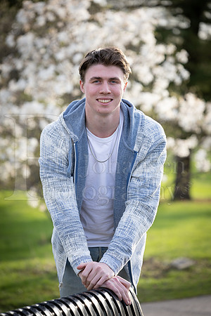 Nolan Brauns Senior Images 5-4-2022-0299