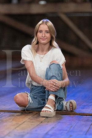 Marley Flynn Senior Images 8-11-2024-0521