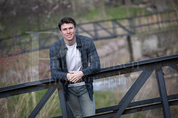 Nolan Brauns Senior Images 5-4-2022-0101