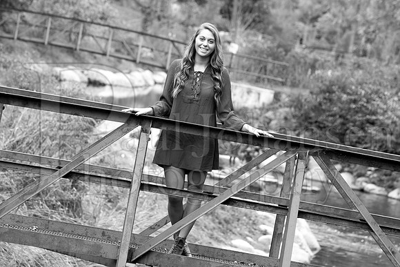 Anna Sharp Senior Images 10-12-2015-10033