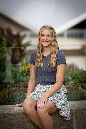 Emma Joiner Senior Images 7-25-2022-0314
