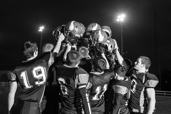 North Boone Varsity Football Team Pictures 10-28-2013-9415