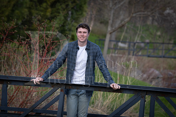 Nolan Brauns Senior Images 5-4-2022-0115
