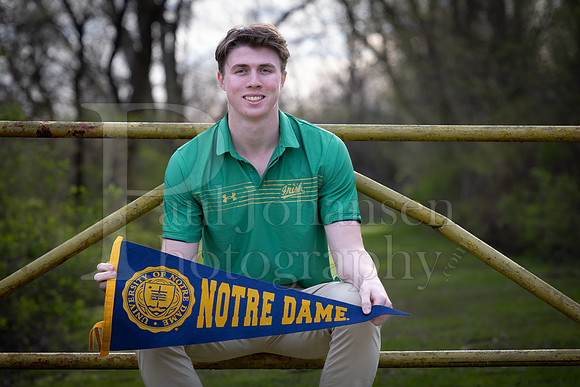 Nolan Brauns Senior Images 5-4-2022-0339