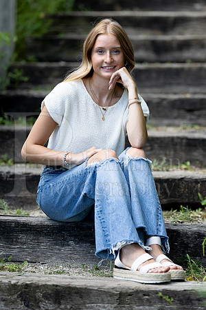 Marley Flynn Senior Images 8-11-2024-0443