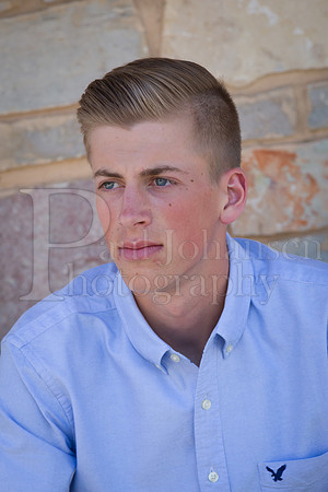 Bramdon Ancona  Senior Images 4-17-2016-0024