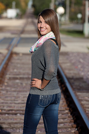 Lindsay Melling Senior Images-0432