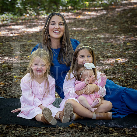 Blume Family Portraits 7-29-2024-0123