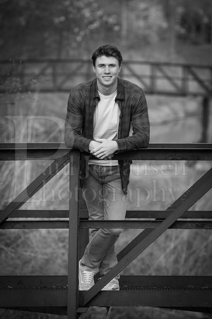 Nolan Brauns Senior Images 5-4-2022-0102-2