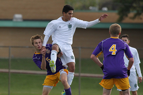 Boylan Varsity Boys Soccer vs Hononegah Regional Final 10-26-2013-4872