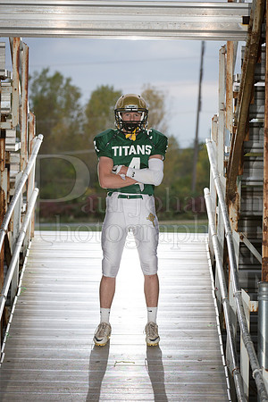Boylan Varsity Seniors Football Shoot 10-3-2016-0025