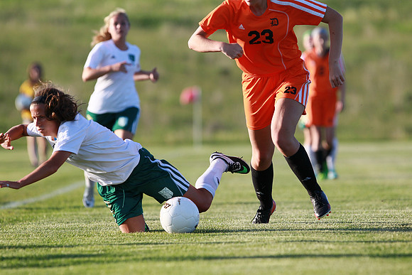 Boylan Girls Varisty Soccer vs Dekalb Sectional Final 5-30-2104-0779