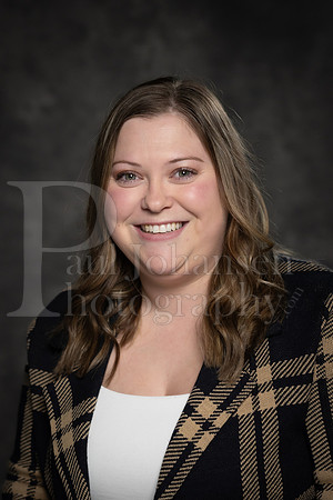 Mackenzie Logan Portraits 10-24-2024-0013