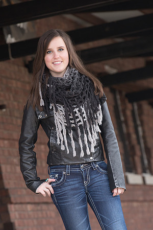 Hannah Klint Senior Images 3-21-2014-4756-2