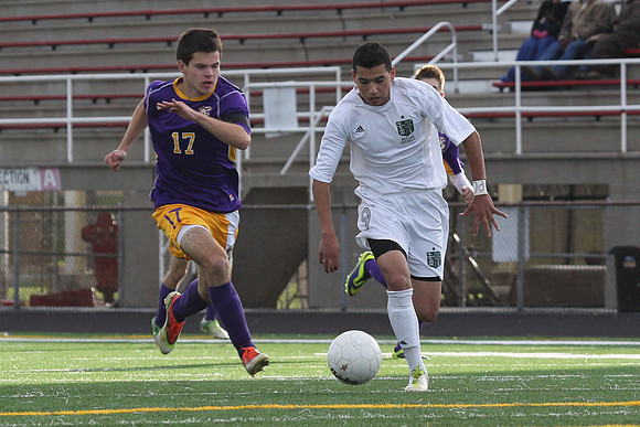 Boylan Varsity Boys Soccer vs Hononegah Regional Final 10-26-2013-4780