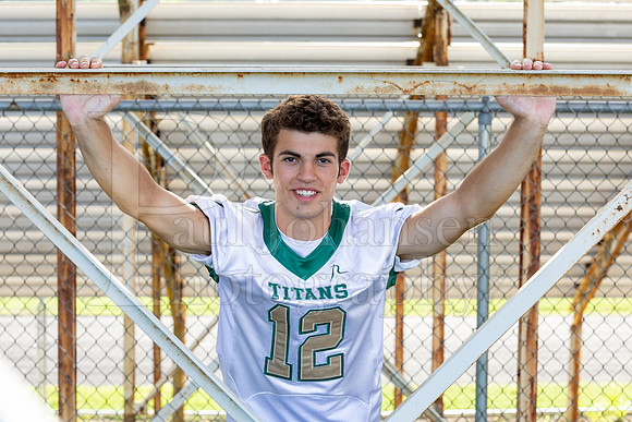Nick Davenport Senior Images 8-4-2022-0092
