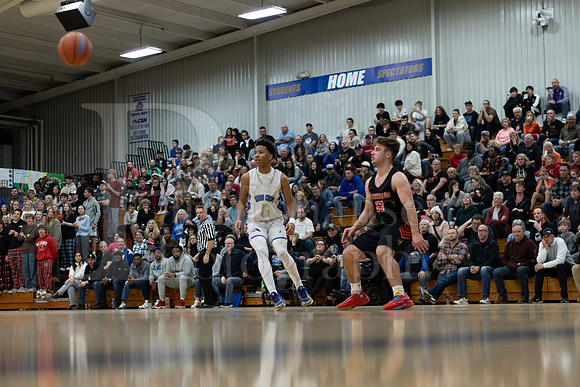 Rockford Christian Boys Varsity Basketball vs Winnebago 12-3-2022-0404
