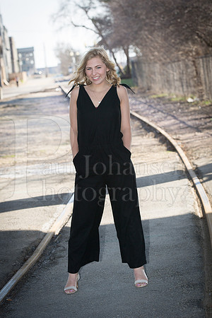 Annie Cyrs Senior Images 4-24-2018-0079