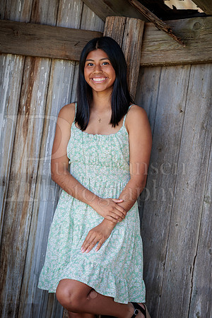 Mary Therese Harrison Senior Images 4-27-2025-0071