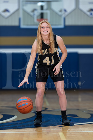 RC Basketball Seniors Banner Shoot 12-2-2021-0144