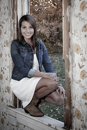 Lindsay Melling Senior Images-0538