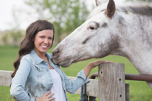 Alyssa Evett Senior Images 5-18-2014-3917