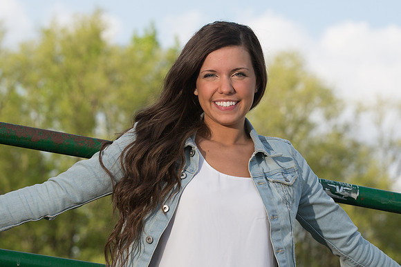Alyssa Evett Senior Images 5-18-2014-3966