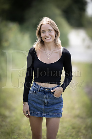Marley Flynn Senior Images 8-11-2024-0100