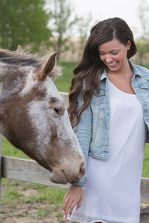 Alyssa Evett Senior Images 5-18-2014-3909
