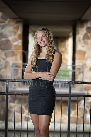 Emma Joiner Senior Images 7-25-2022-0439