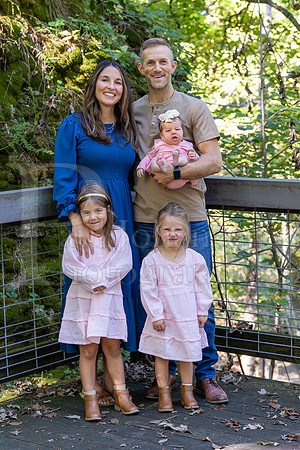 Blume Family Portraits 7-29-2024-0027