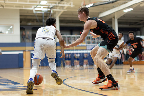 Rockford Christian Boys Varsity Basketball vs Winnebago 12-3-2022-0446