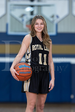 RC Basketball Seniors Banner Shoot 12-2-2021-0190